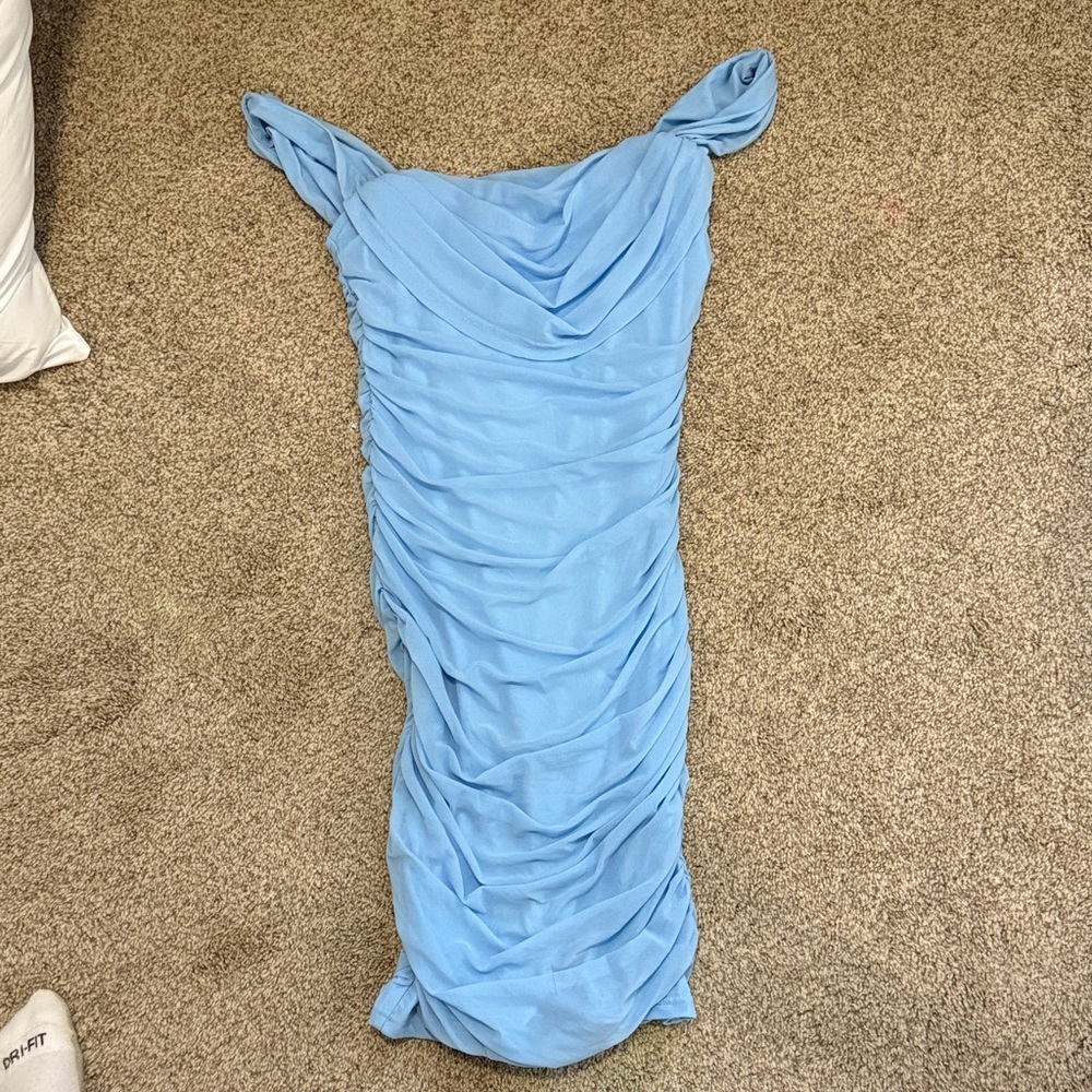 Chic Strapless Light Blue Dress for Women